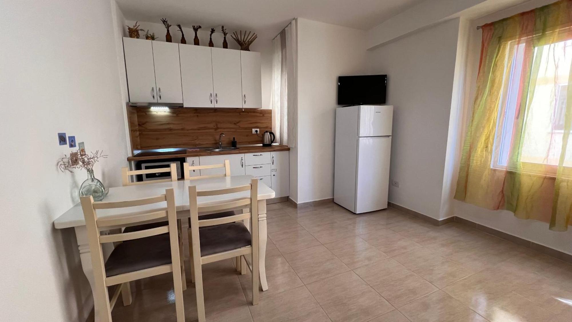 Mire Apartment دراس المظهر الخارجي الصورة