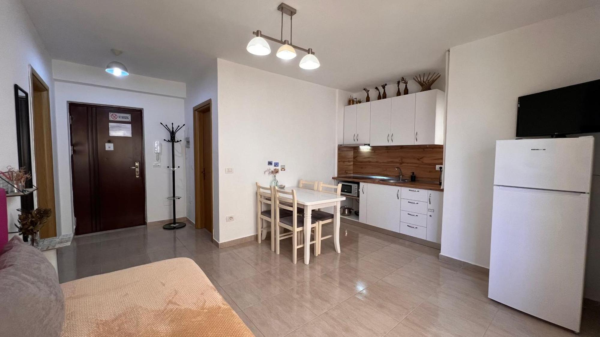 Mire Apartment دراس المظهر الخارجي الصورة