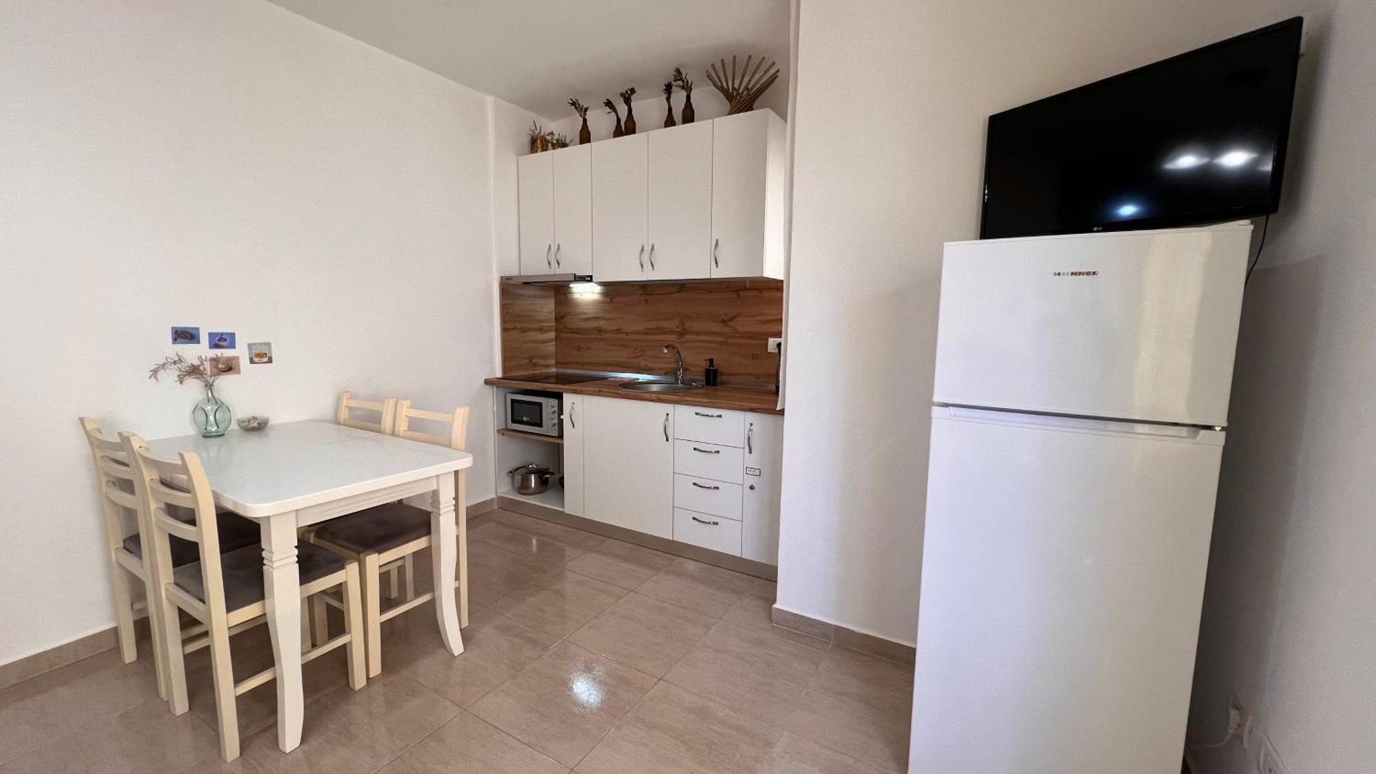 Mire Apartment دراس المظهر الخارجي الصورة